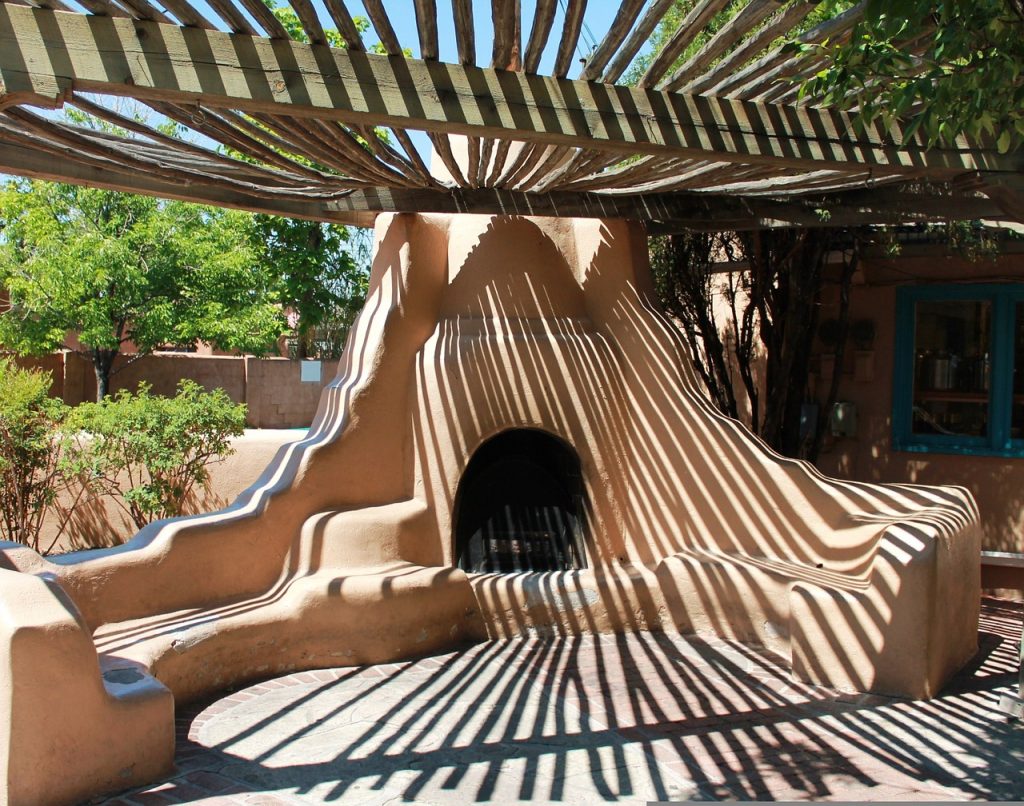 Pueblo architecture in Albuquerque