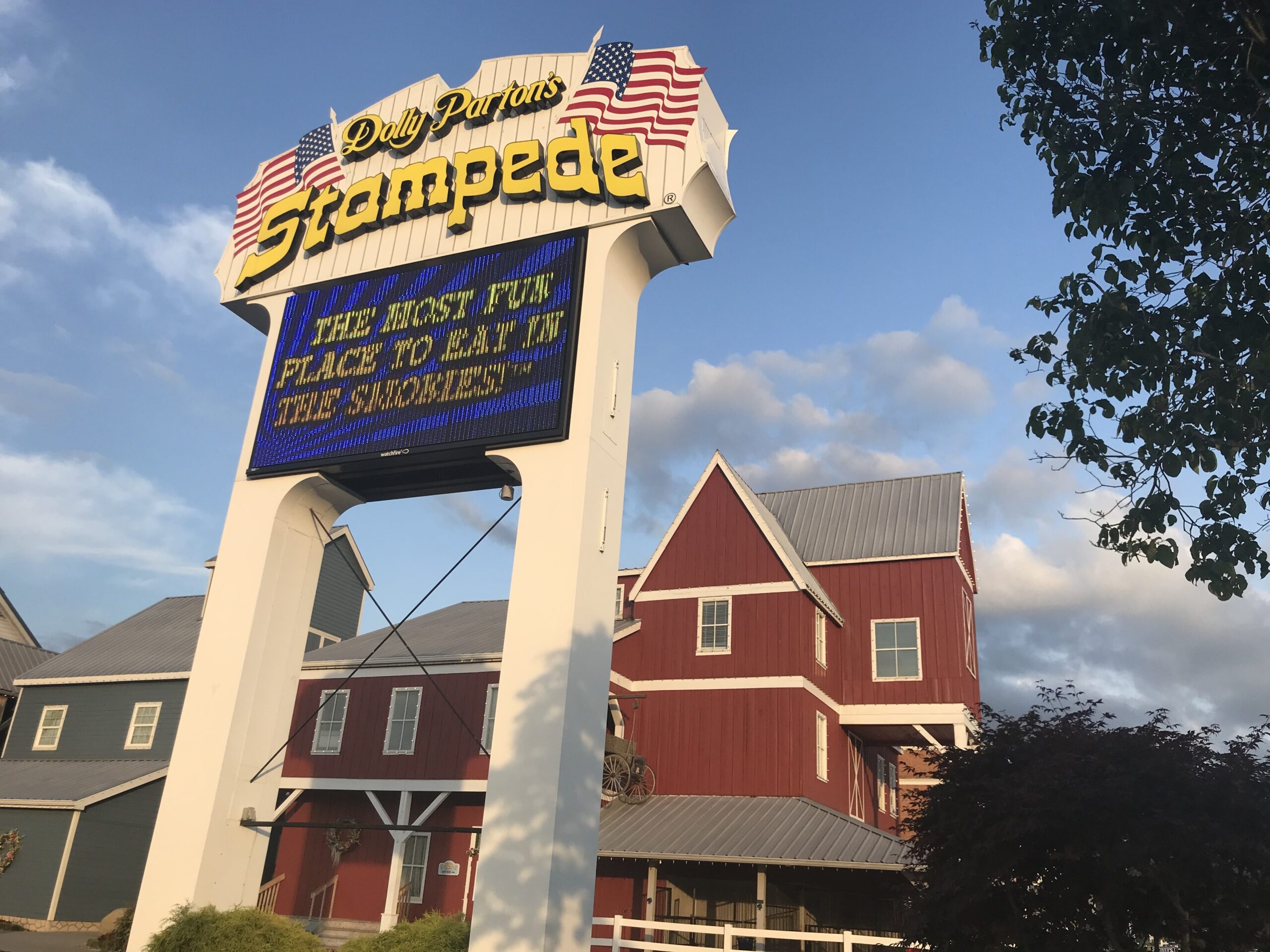 Pigeon Forge Dinner Shows