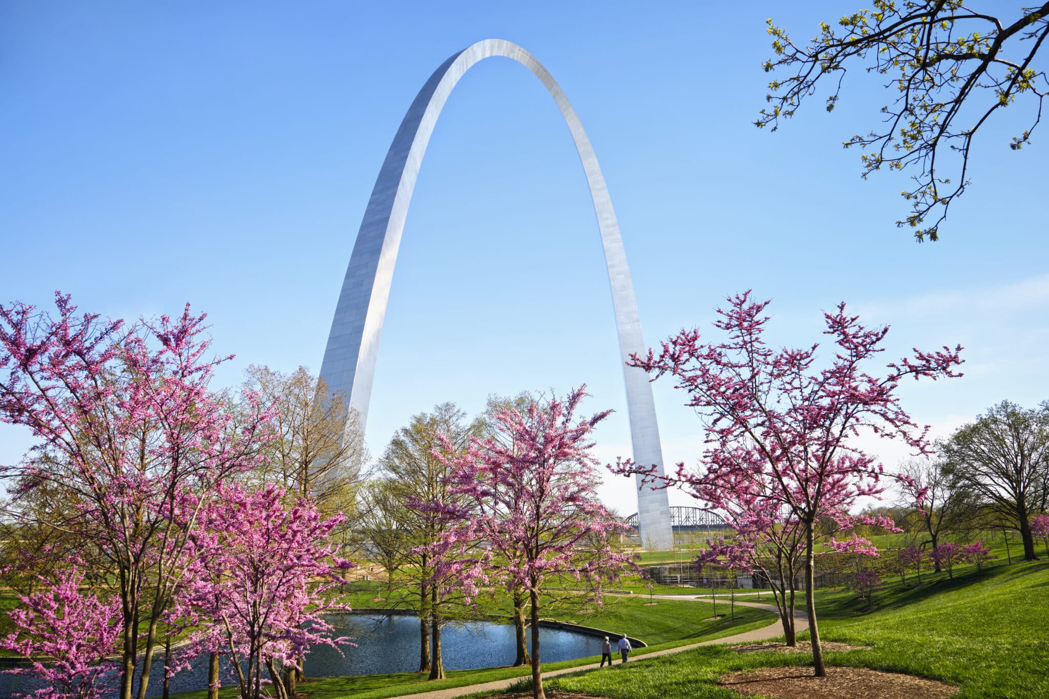 Gateway Arch National Park is a must-visit on a Missouri girlfriend getaway