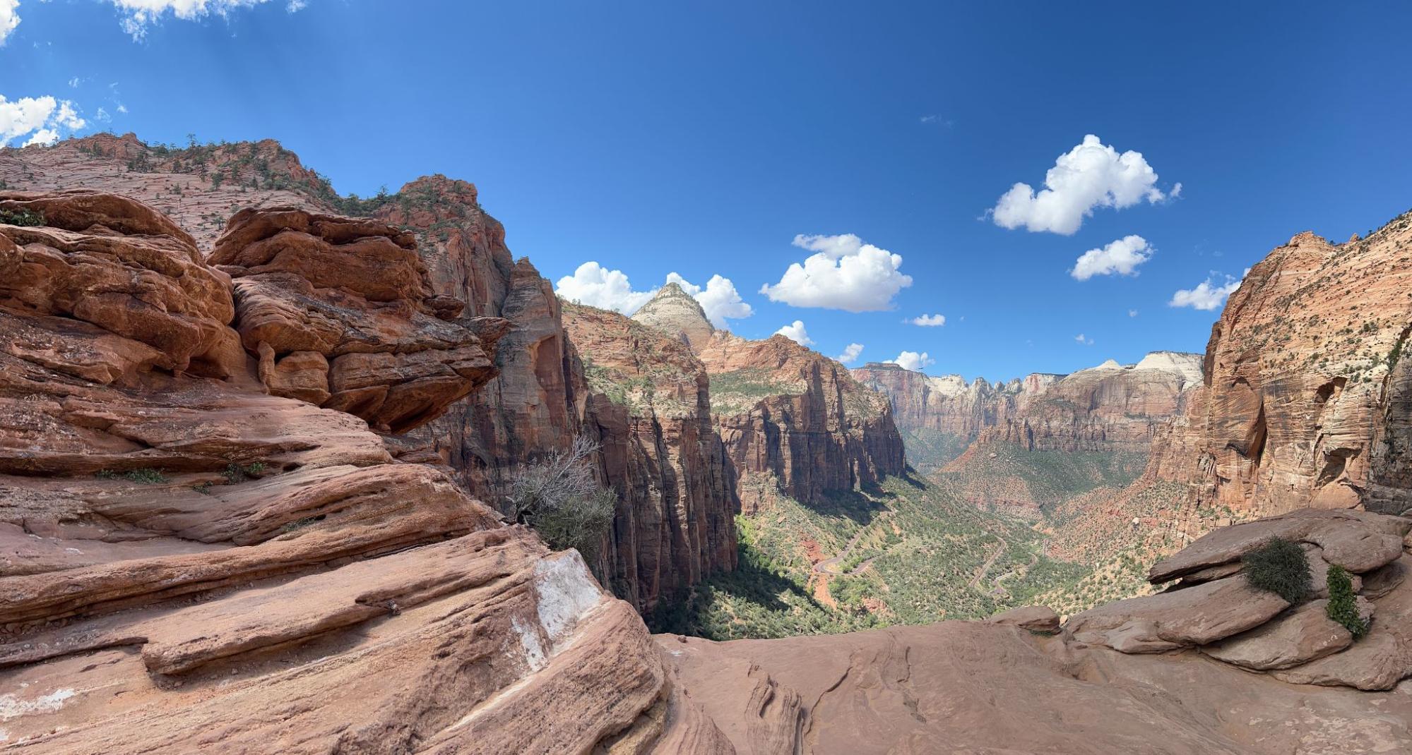 Drive from Las Vegas to Zion and Bryce - The wonders of Zion and Bryce