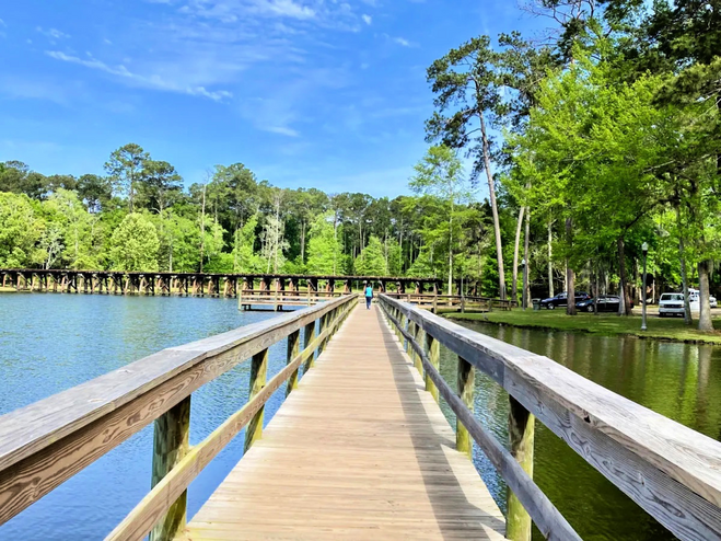 georgia-road-trips-thomasville-lake-boardwalk
