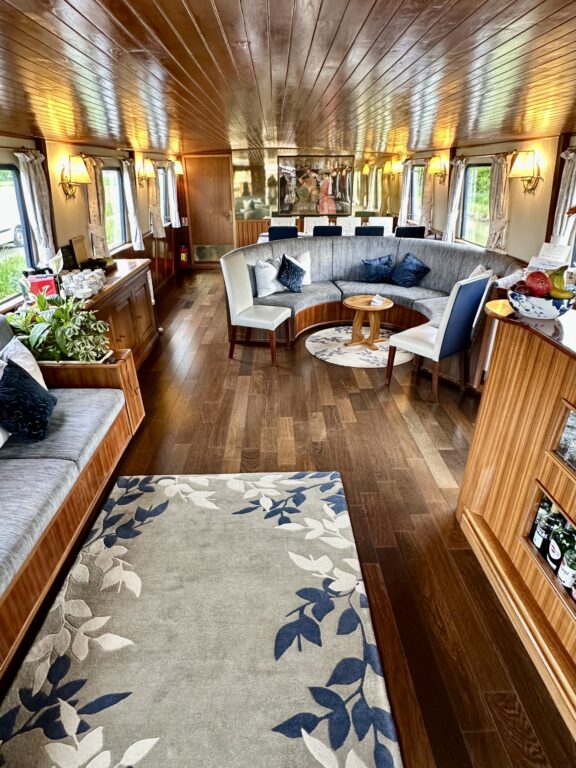 The salon on La Belle Epoque, one of European Waterways 18 hotel barges.