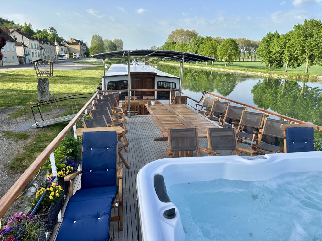Upper deck with hot tub on La Belle Epoque, a Burgundy luxury barge