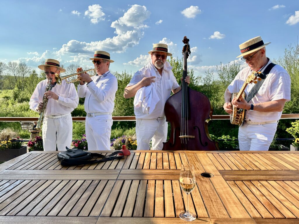 Dixieland band aboard La Belle Epoque.