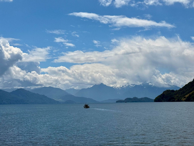 Boating through Todos los Santos Lake
