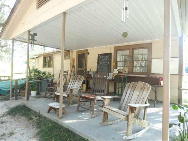 porch of the canal museum.