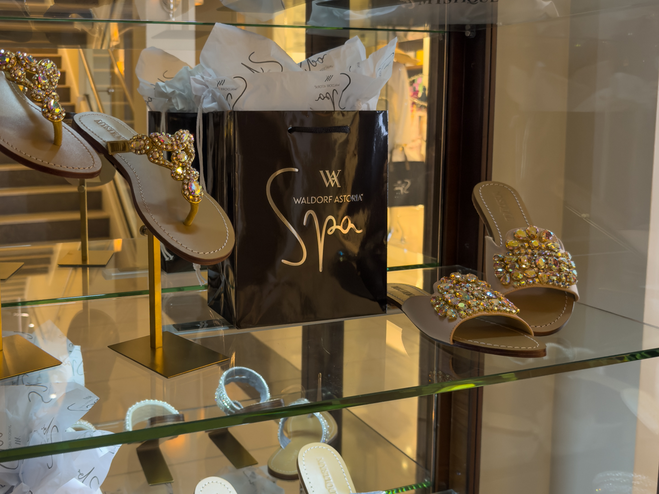 Waldorf Astoria Atlanta Buckhead Spa store window