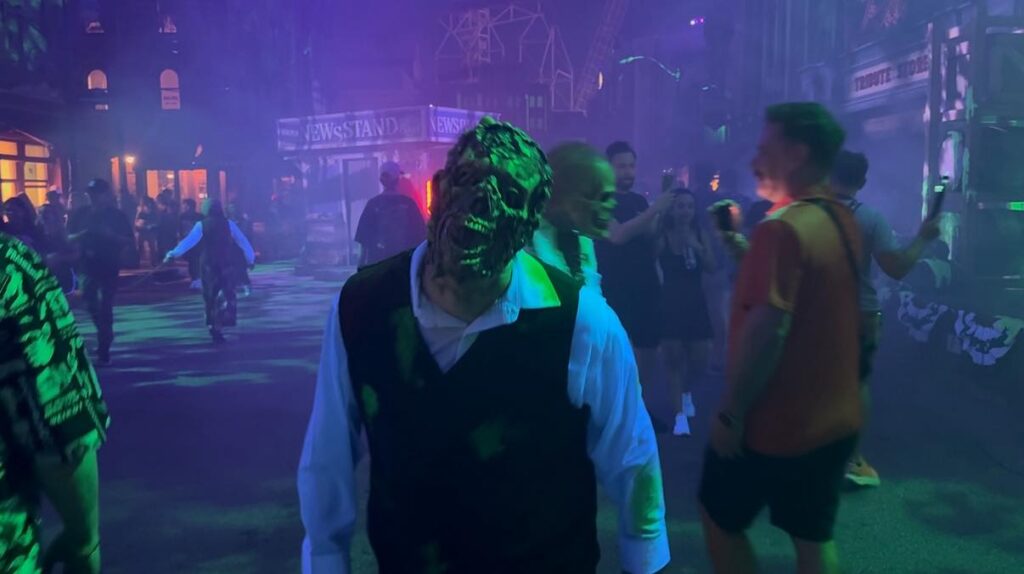 Scareactor in the Toxic 20s scare zone at Halloween Horror Nights at Universal Studios