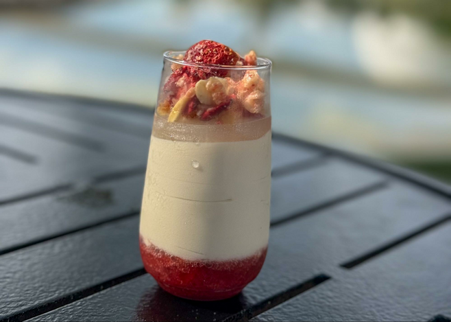 strawberry trifle dessert