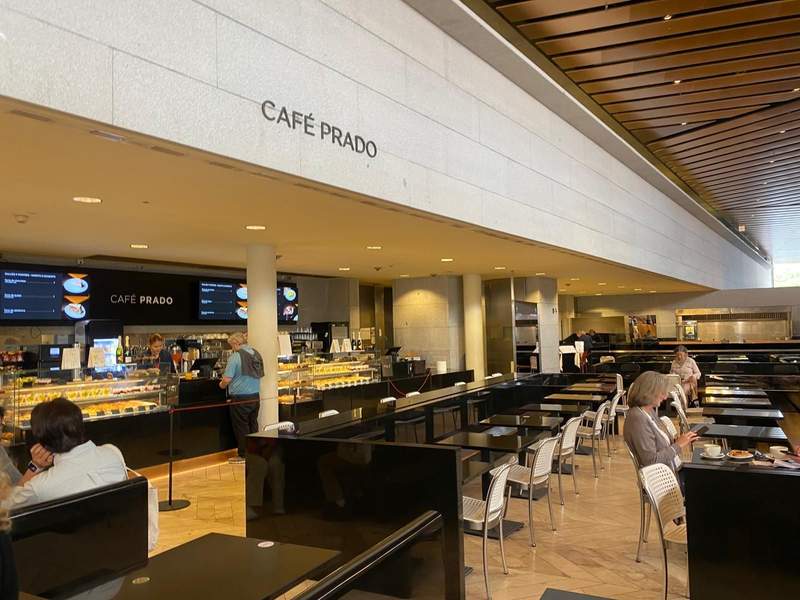 Cafe with a few people