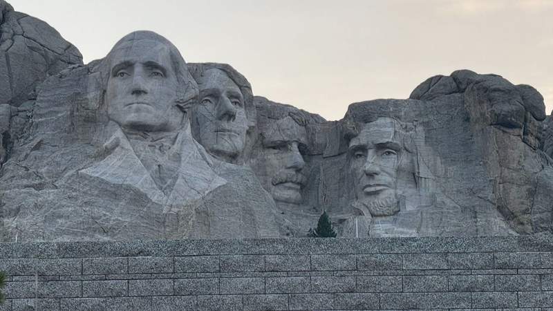 Discover South Dakota’s Patriotic Monuments: A Journey Through American History