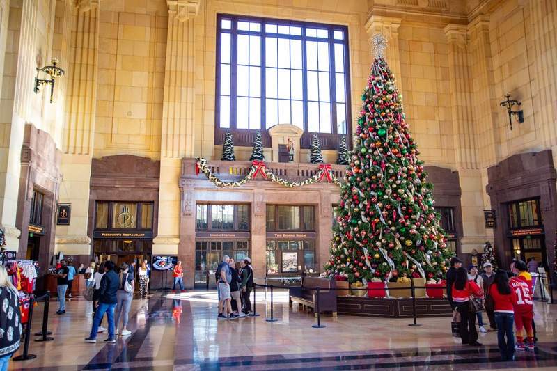 A giant Christmas tree welcomes visitors to the lobby of Kansas Citys historic Union Station.