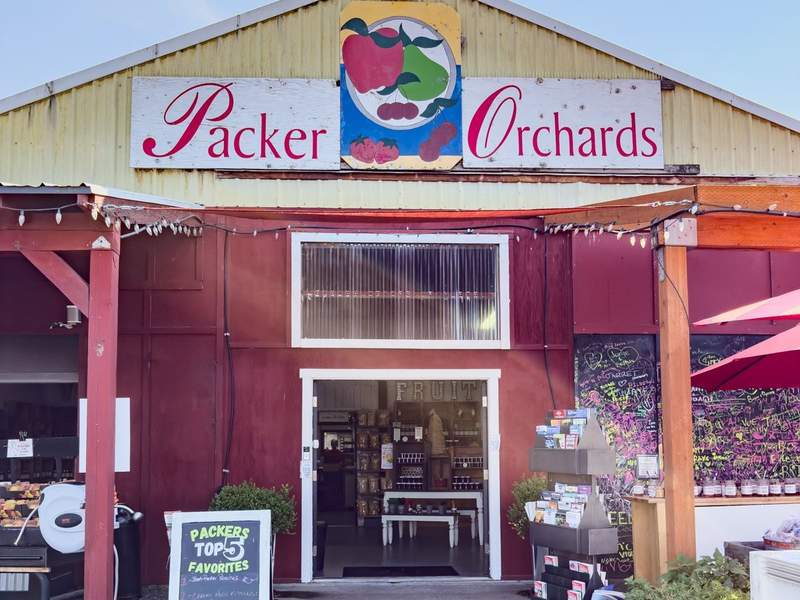 Front entrance to Packer Orchards.