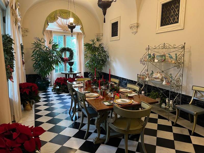 Hills and Dales kitchen dining room in LaGrange