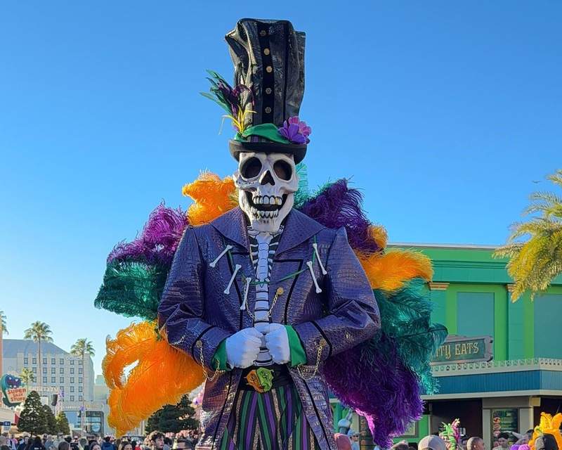 Let the Good Times Roll: A Grown-Up’s Guide to Universal Orlando Mardi Gras