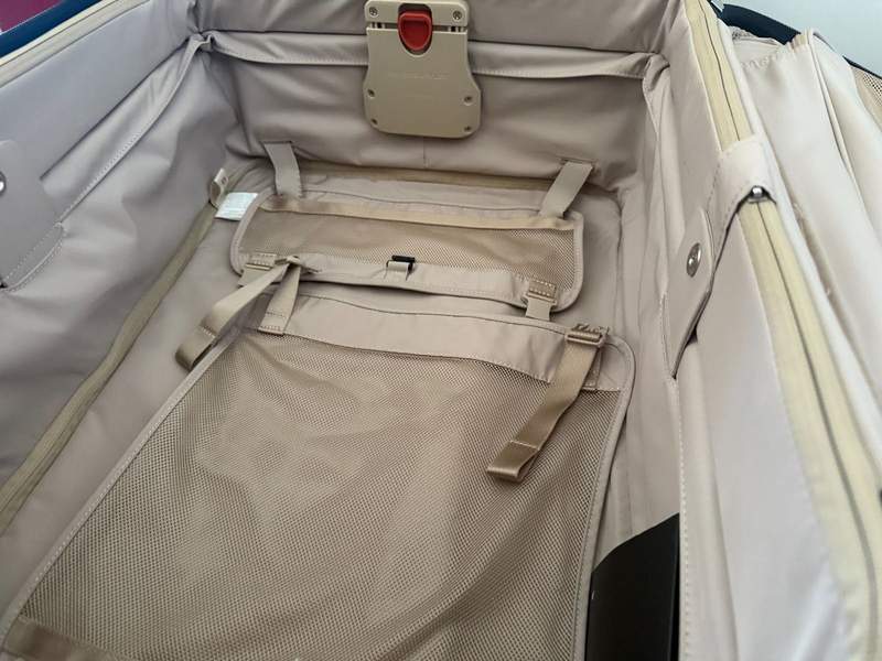 Briggs & Riley interior compartments on view