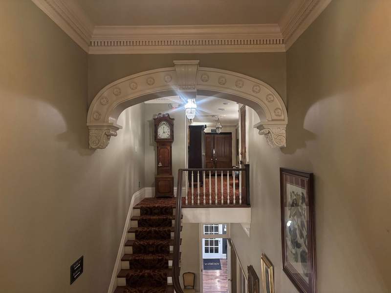 Anchuca Historic Mansion & Inn, one of many historic homes in Vicksburg, MS