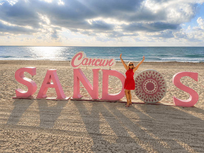 Sandos Cancun Review: Relaxing Without Being Boring