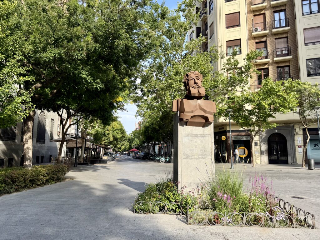 Bronze statue in a pedestrian square in Zaragoza, Spain