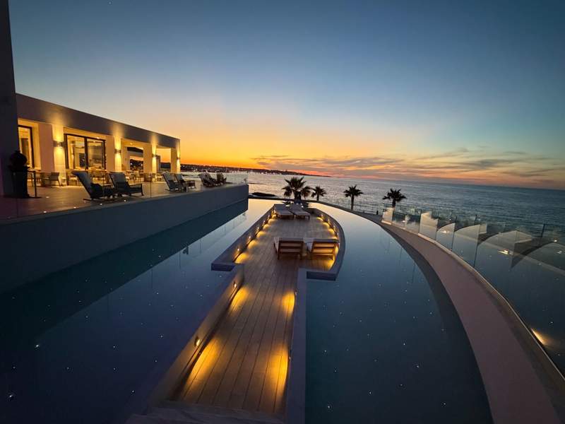 This Romantic Aegean Sea Resort Blends Culture, Cuisine and Wellness to Create the Perfect Couples Retreat