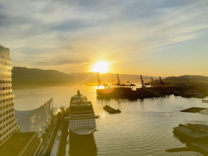 Fairmont Waterfront Vancouver: Worth the Splurge Before or After a Cruise