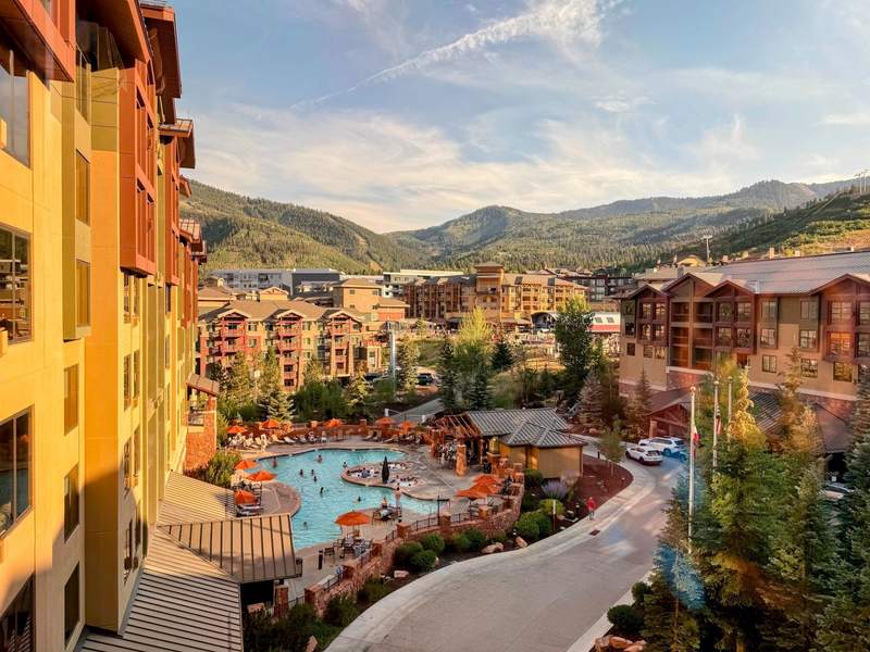 How to Rent a Timeshare Like a Hotel (Without Owning One)