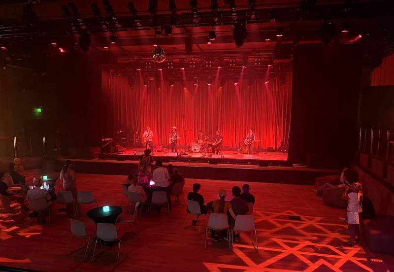 The Momentary in Bentonville features free concerts on Wednesday evenings, featuring live music on a large stage with ample indoor seating.