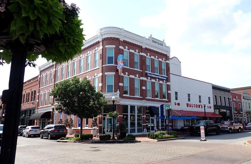 A street corner view in downtown Bentonville, Arkansas.