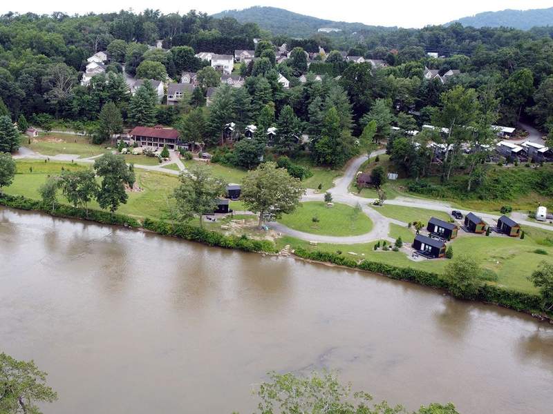 Asheville River Cabins: The Ultimate Romantic Getaway Near Downtown Asheville
