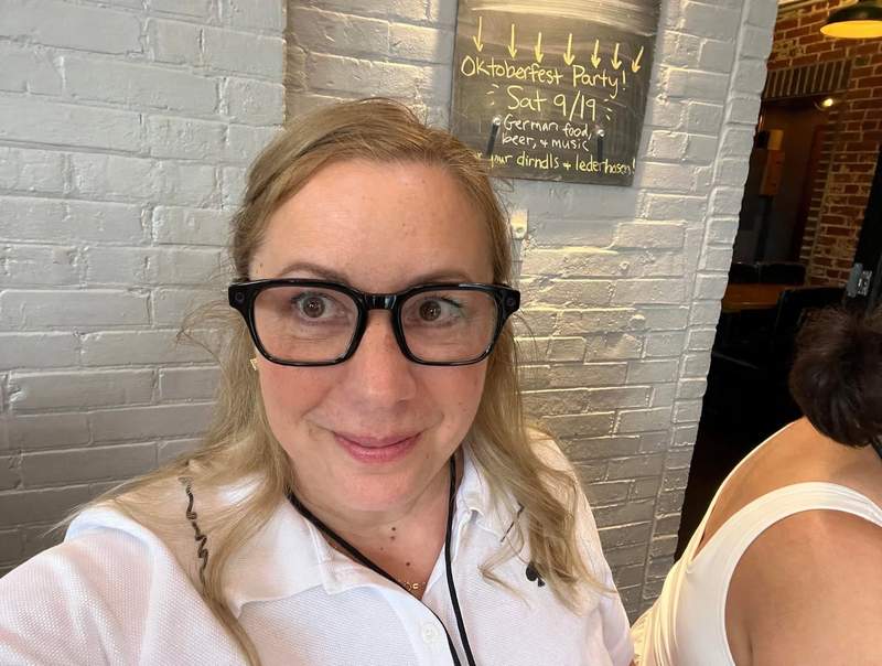 Me in my Meta Adventurer glasses