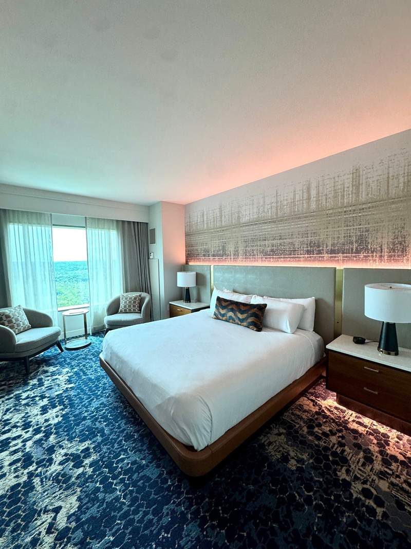 Interior of queen hotel room at Foxwoods Resort Casino